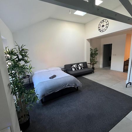 Entire Property In Downham Market, Serviced Accomodation Lägenhet Exteriör bild