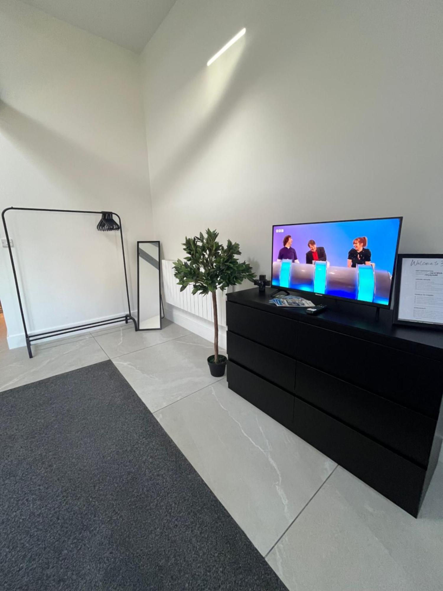 Entire Property In Downham Market, Serviced Accomodation Lägenhet Exteriör bild